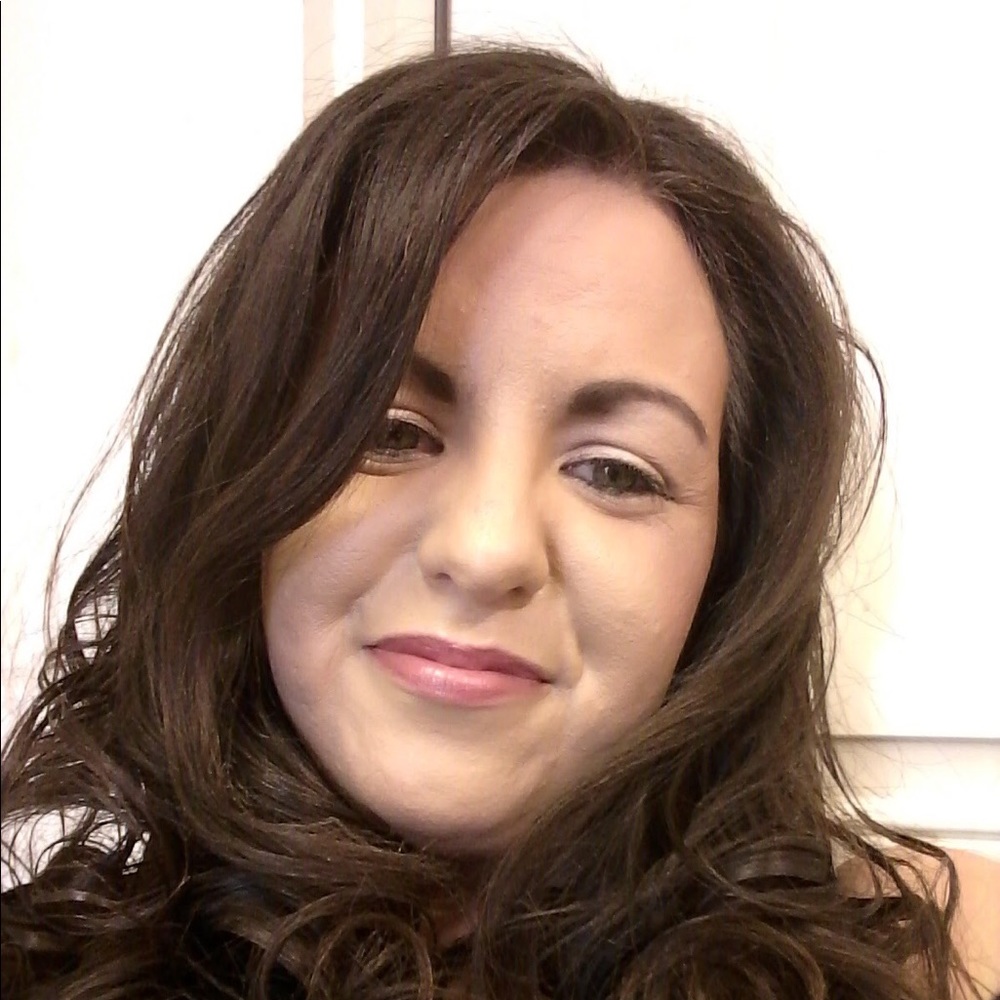 Meet your Posher, Neriah